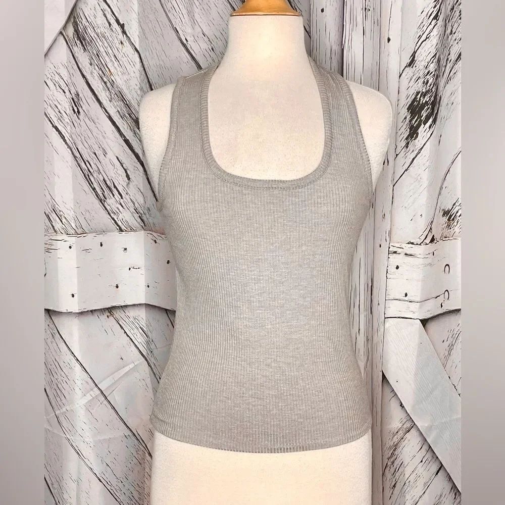 Veronica M Tan Ribbed Sleeveless Top M Taupe
